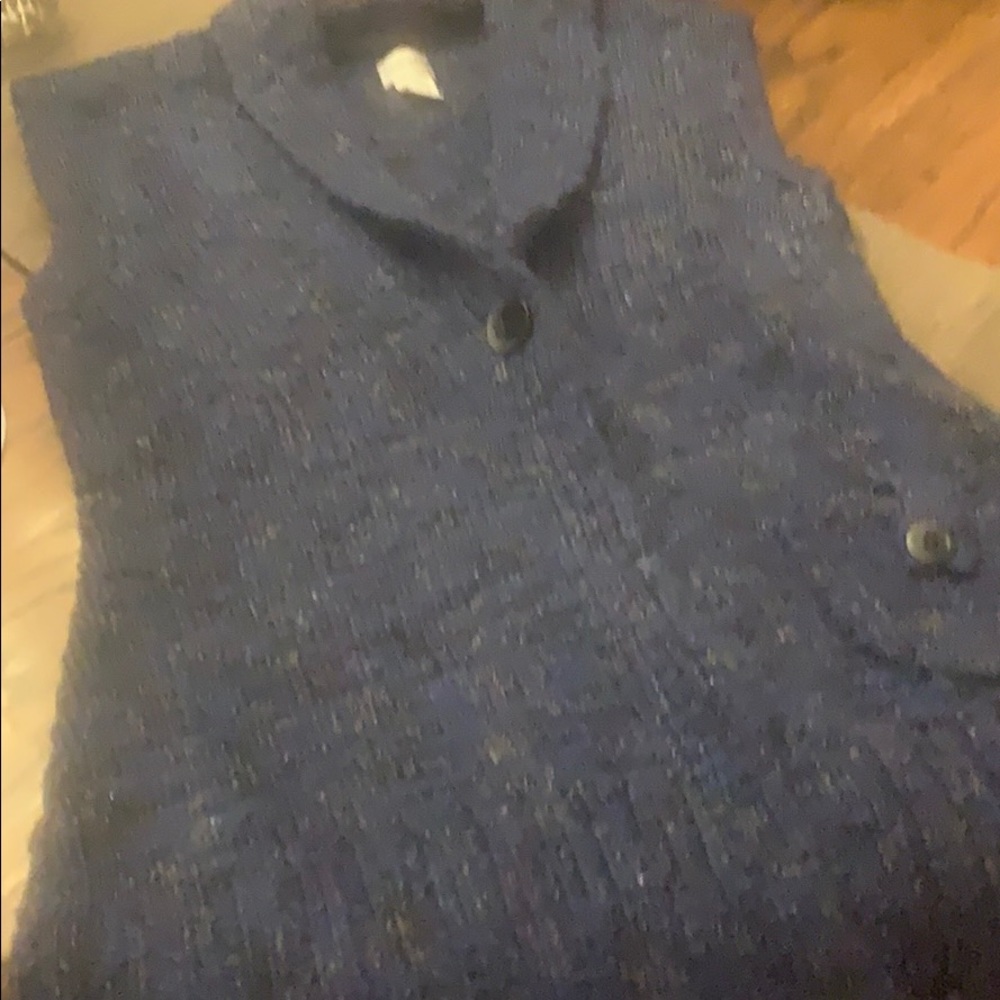 She goes long sweater